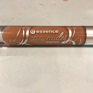 Essence nude lip gloss
